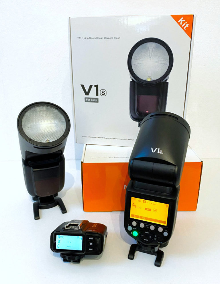 Godox V1